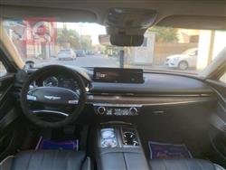 جێنسس G80